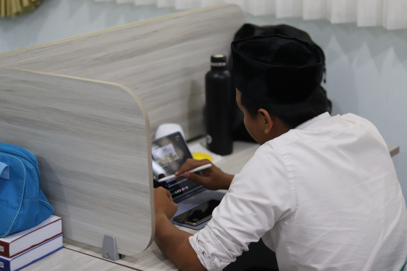Dedikasi Guru MAN 1 Pekanbaru, Siapkan Pembelajaran yang Aktif dan Bermakna