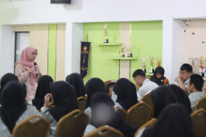 Murid Cambridge MAN 1 Pekanbaru Belajar Menembus Kampus Dunia Bersama Alumni Luar Negeri