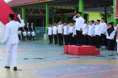 MAN 1 Pekanbaru Laksanakan Upacara Hari Lahir Pancasila, Pasus Jaya Tampil Sempurna